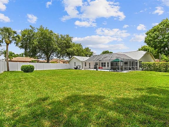 3rd image of 1801 Eagle Trace Blvd