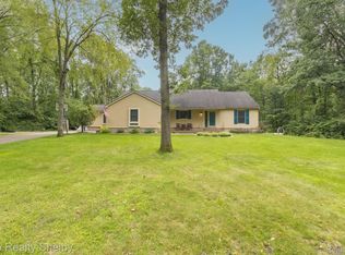 12436 Ray Rd, Ortonville, MI 48462