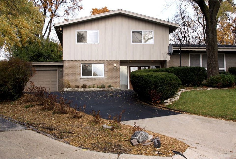 1st image of 363 Charal Ln