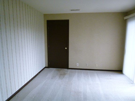 4th image of 2901 Poplar St APT A