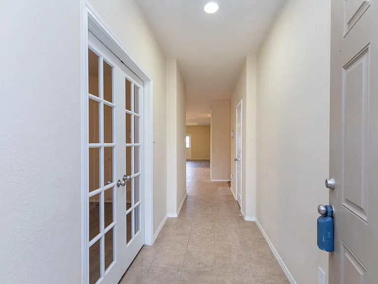 1110 Larkfield Dr — Photo 10
