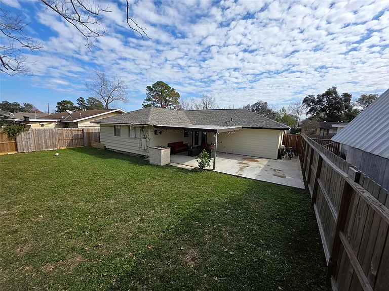 10315 Carthage Dr — Photo 21