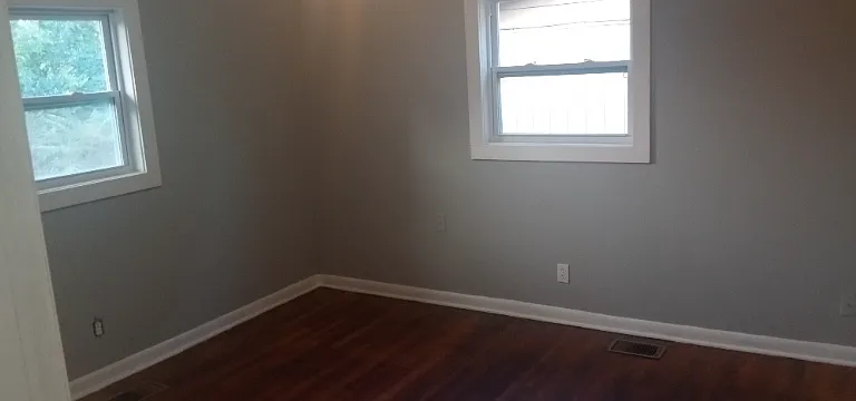 1219 E Cherry St — Photo 6