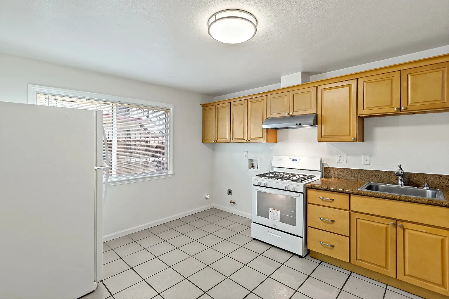10550 Topanga Dr #A photo 1