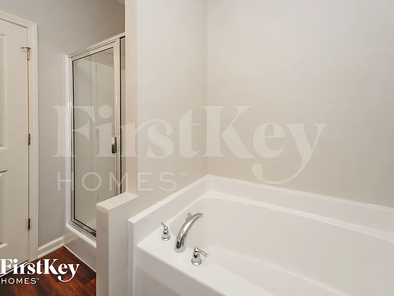 530 Sunrise Ln — Photo 10