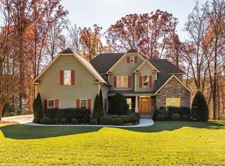 4077 Bordeaux Dr, Denver, NC 28037