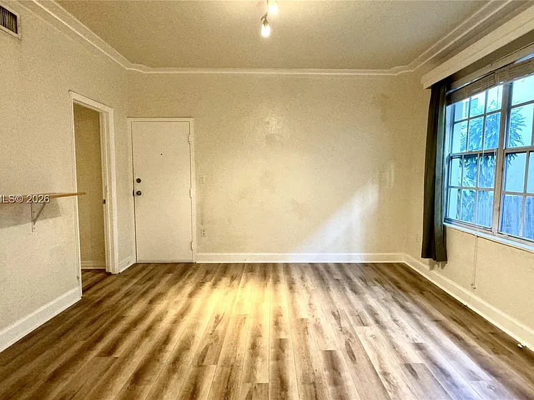 1335 Pennsylvania Ave #3 — Photo 5