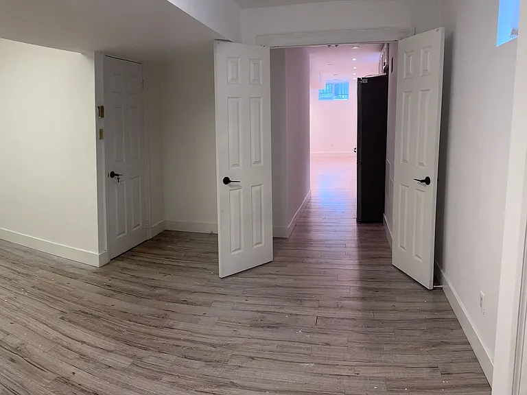 116 Newton Dr #BASEMENT — Photo 4