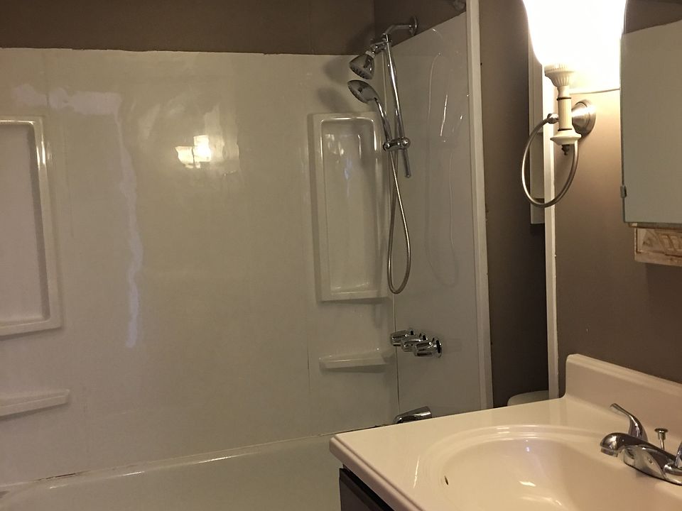 1st image of 29 Pearl Ave #1