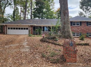 1831 Hebron Hills Dr, Tucker, GA