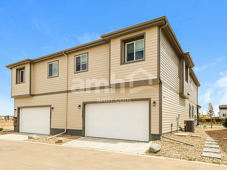 10265 Peoria Pkwy — Photo 16