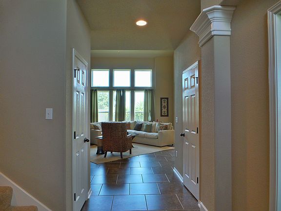 4th image of 7906 Pato St