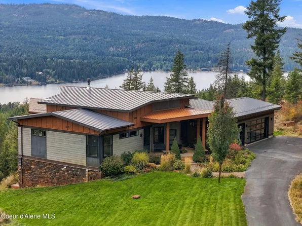 606 Berry Hl, Cocolalla, ID 83813