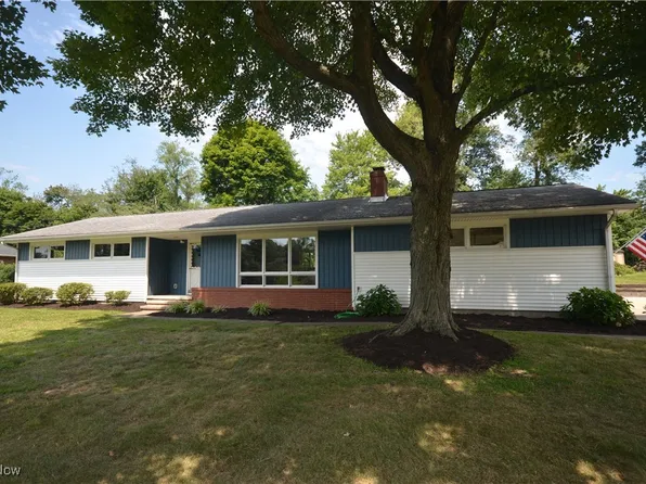 332 Mark Dr, Tallmadge, OH 44278