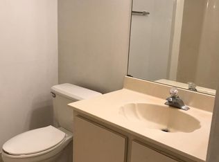 9421 Fontainebleau Blvd APT 202, Miami, FL 33172