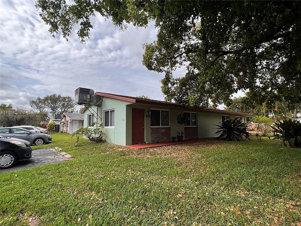 2nd image of 2128-2130 N 14th Ave