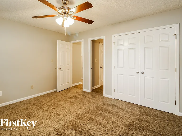 107 Eagle Nest Ct — Photo 10