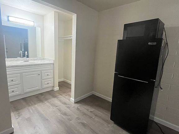 2nd image of 555 N Stewart St #231