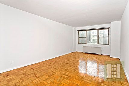 3rd image of 101 W 12th St APT 6Y