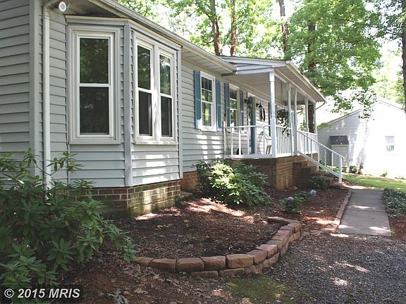 2nd image of 5 Hamlin Dr