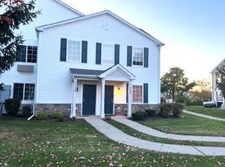 1309 Silverstone Dr #1309, Carpentersville, IL 60110