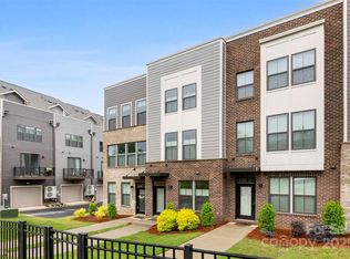 3748 Ellington St, Charlotte, NC 28211