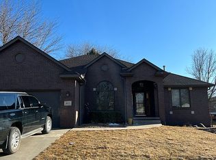 1855 Fairchild Dr, Crete, NE 68333