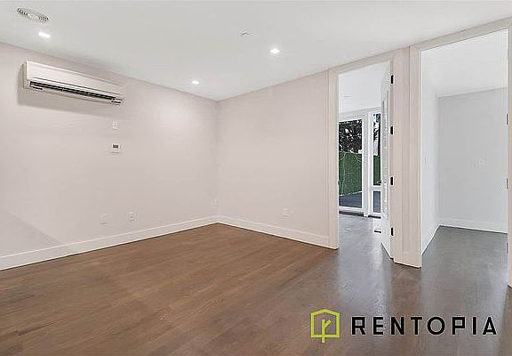 4th image of 438 Union Ave #1C