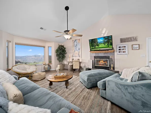 24751 Diamond Ct, Tehachapi, CA 93561