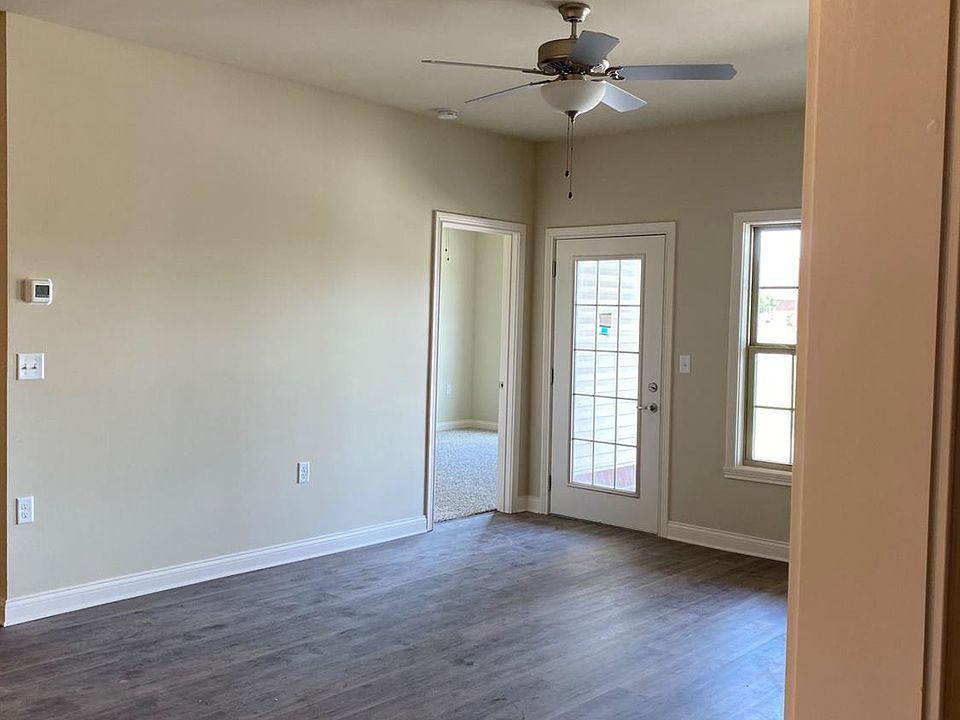1st image of 320 Hannah Todd Pl #2