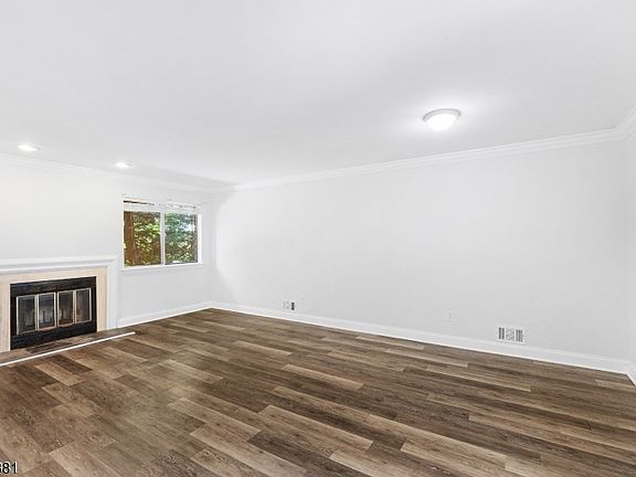 3rd image of 103 Orchard Meadows Dr