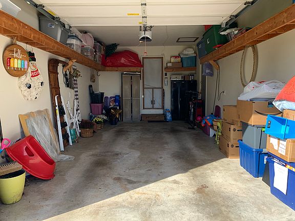 3rd image of 2801 Cherie Ln