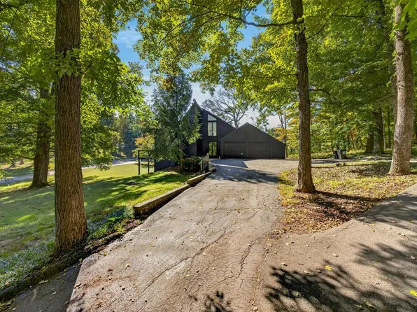 674 Skyline Dr, Sparta, TN 38583