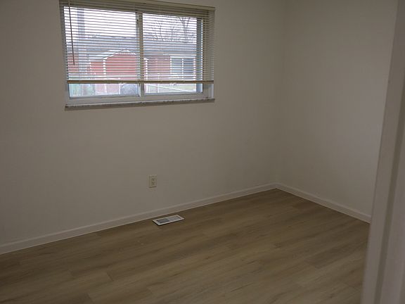 5th image of 35251 Malibu Dr