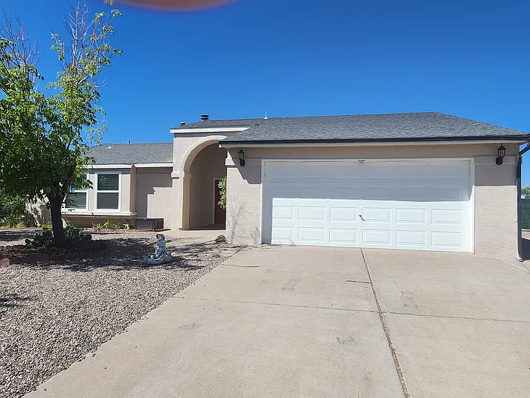 1857 Clearwater Loop NE — Photo 22