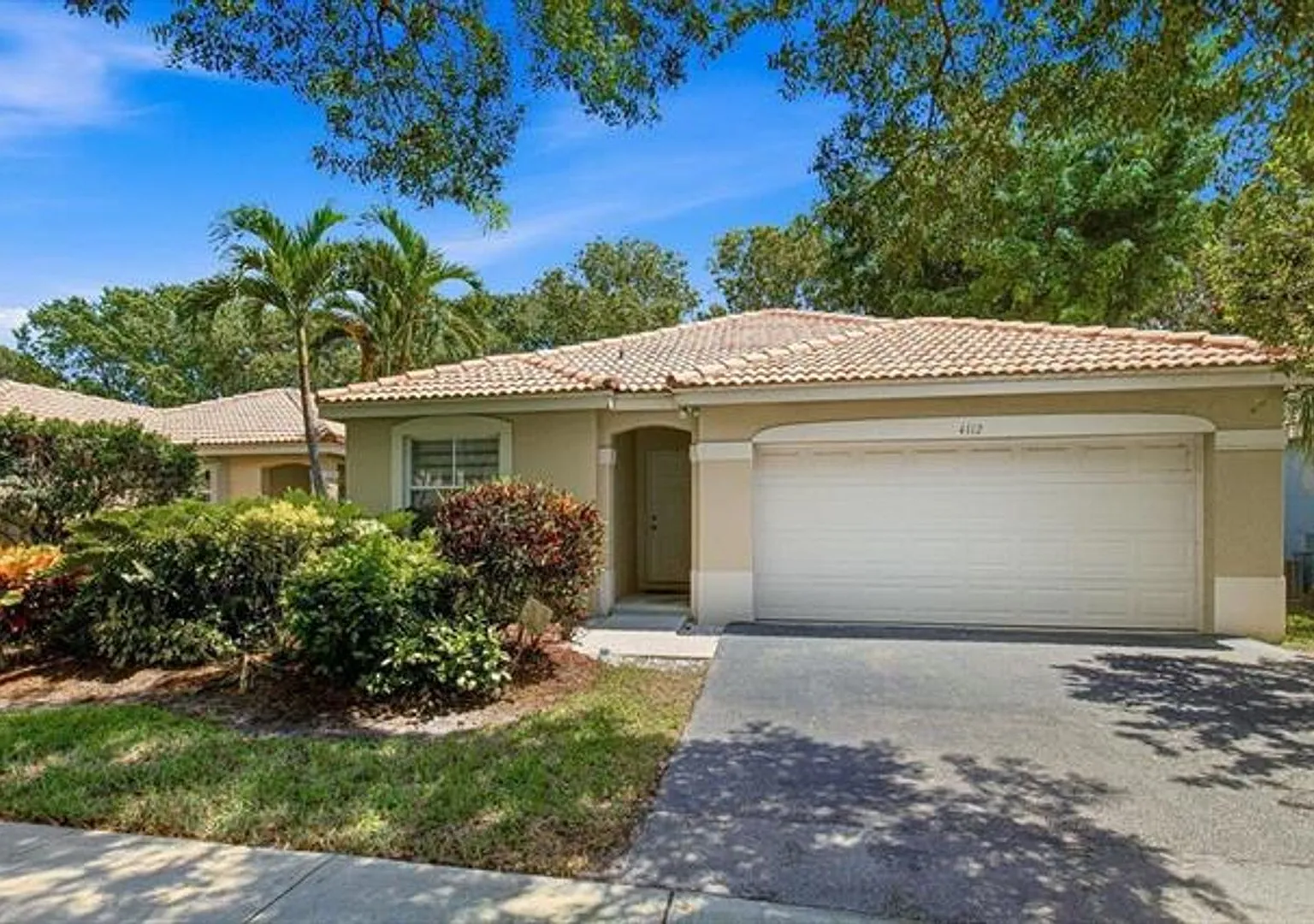 4112 Pine Ridge Ln # 4112, Weston, FL 33331 — Photo 3