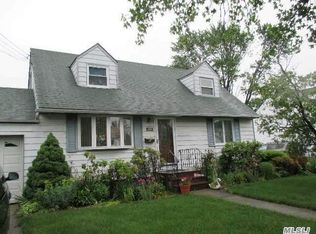 103 Bethpage Rd, Hicksville, NY 11801