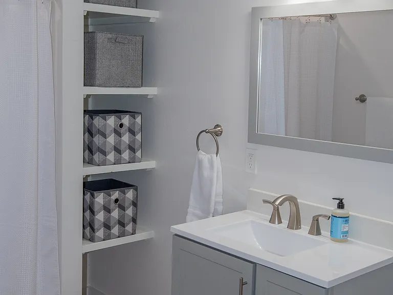 79 Desert Dr — Photo 10