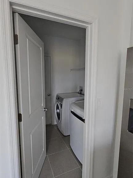 3383 Alexander Dr — Photo 9