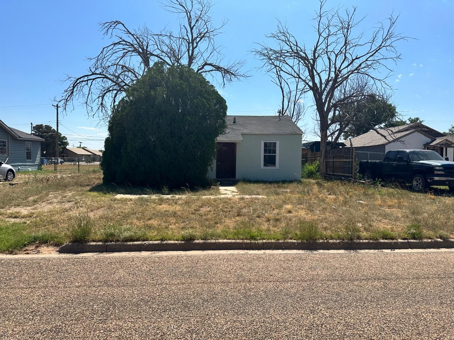 303 Avenue B, Levelland, TX 79336 Zillow