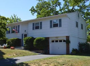 345 Hilltop Rd, Toms River, NJ 08753