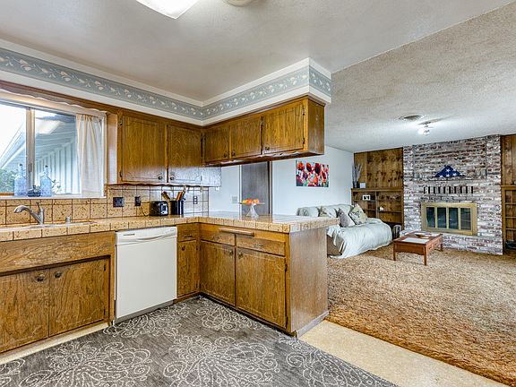 2nd image of 6735 El Camino Dr
