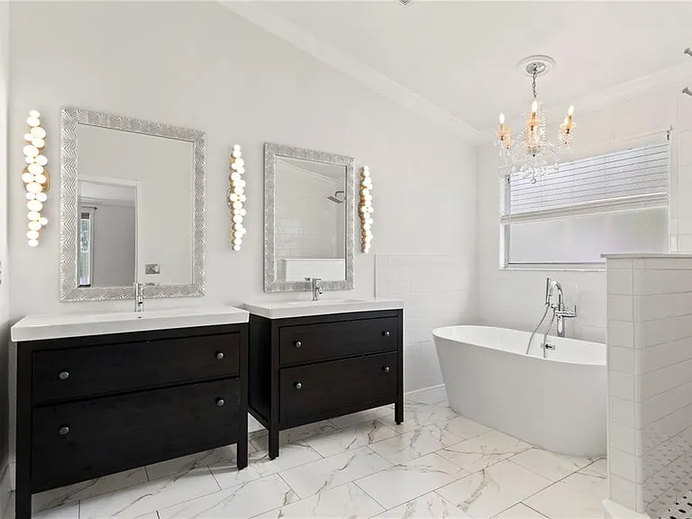 9307 Poplar Creek Ct — Photo 35