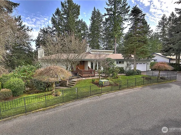 6839 Topaz Drive SW, Lakewood, WA 98498