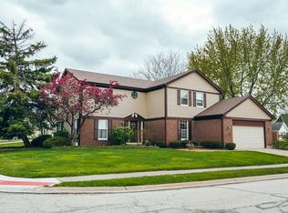 334 Kensington Ct, Bloomingdale, IL