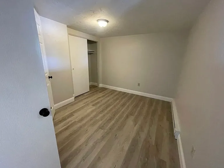 185 N Main St #9 — Photo 6