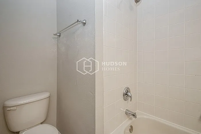 2718 Golden Eagle Point — Photo 15