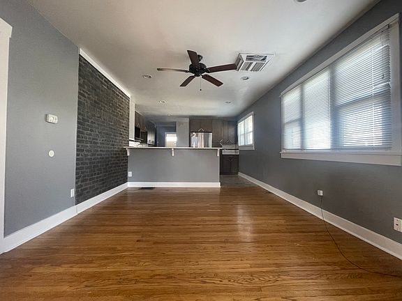 4th image of 964 S Denver St #964