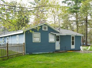 11 Palmer St, Salem, NH 03079