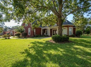 106 Farmington Ct, Centerville, GA 31028